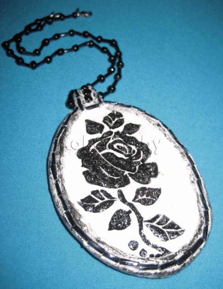 Кулон с изображением розы. Мастер-класс