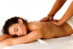 Как делать расслабляющий массаж?