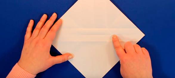 Лист бумаги для сумочки оригами