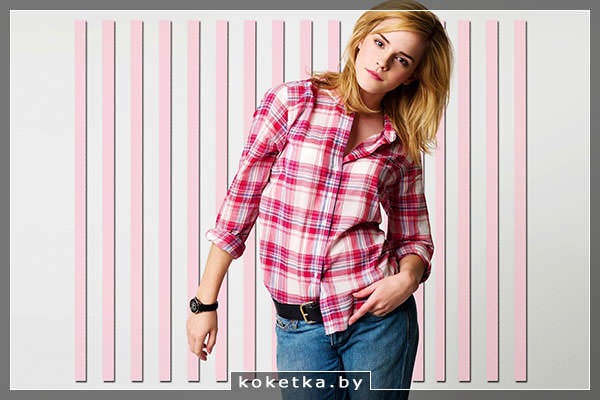 Эмма Уотсон в розовой клетчатой рубашке
