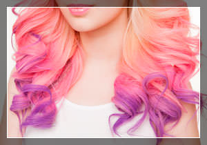 Краска для волос - девушка с окрашенными волосами
