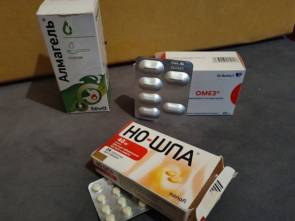 Альмагель, Но-шпа и Омез при лечении энтероколита